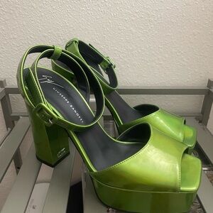 Giuseppe Zanotti Brand New Shoes. It has never been worn.